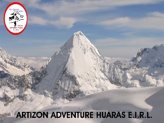 Nevado Artesonraju desde Col Pisco - Escalada Cordillera Blanca